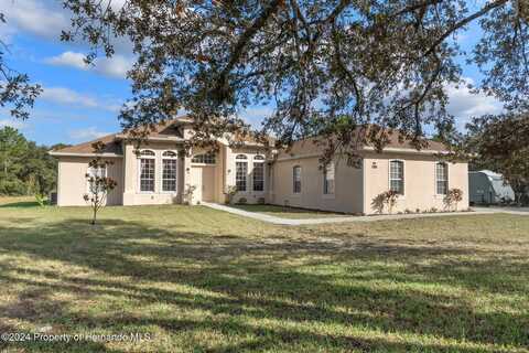 11004 Carnes Street, Weeki Wachee, FL 34613