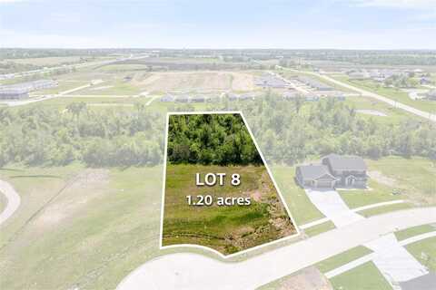 2913 Timber Creek Ct, Hiawatha, IA 52233