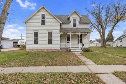 626 W Monroe St, Washington, IA 52353