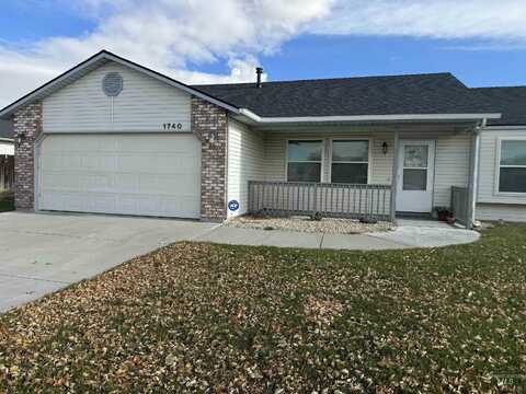 1740 Targhee, Mountain Home, ID 83647