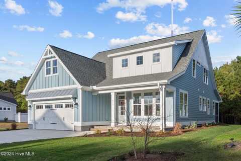 513 Moss Lake Lane, Holly Ridge, NC 28445