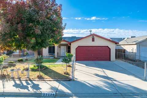 11124 Mesquite Circle, Armona, CA 93202