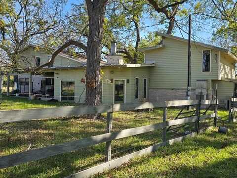 651 Leakey Springs Rd, Leakey, TX 78873