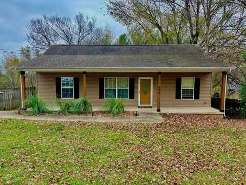 308 Hundred Oaks Dr, Clarksville, TN 37043