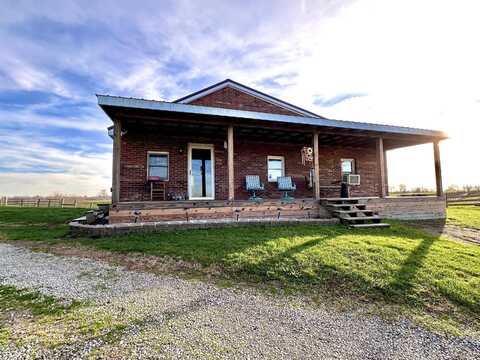 580 Dixie Highway, Carlisle, KY 40311