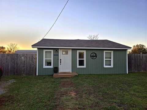 301 H St, Elgin, OK 73538