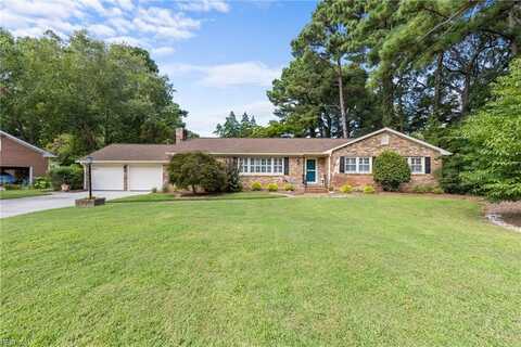 3608 Manchester LN, Virginia Beach, VA 23452