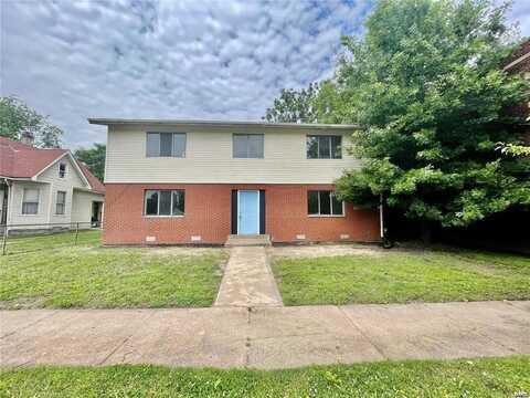 2441 E 24th Street, Granite City, IL 62040