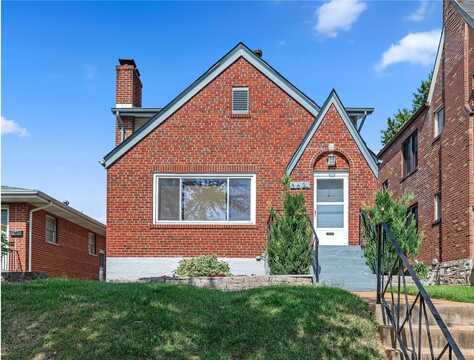 3621 Watson Road, Saint Louis, MO 63109