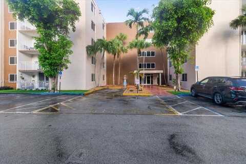 6940 Miami Gardens Dr, Hialeah, FL 33015