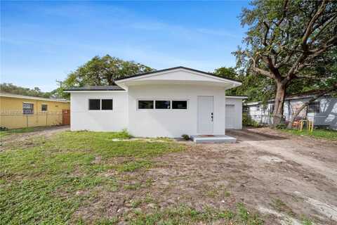 260 Seaman Ave, Opa Locka, FL 33054