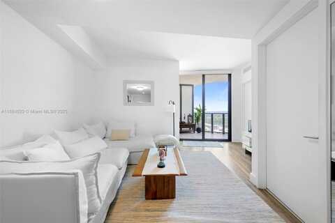 121 NE 34th St, Miami, FL 33137