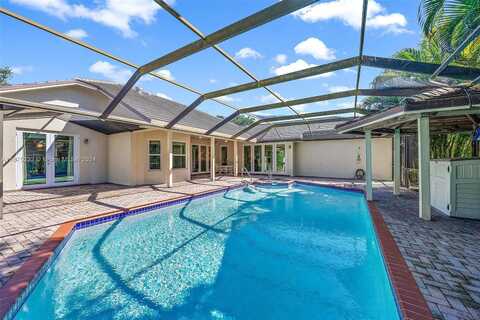 18433 SE Heritage, Tequesta, FL 33469