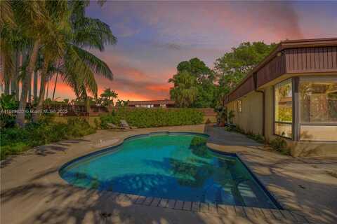 20434 NE 10th Ct Rd, Miami, FL 33179