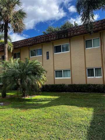 2412 NW 39th Way, Lauderdale Lakes, FL 33311