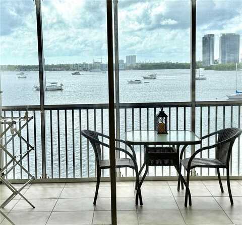 2920 POINT EAST DR, Aventura, FL 33160