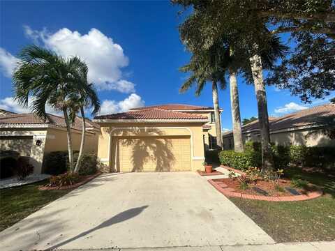 606 Bald Cypress Rd, Weston, FL 33327