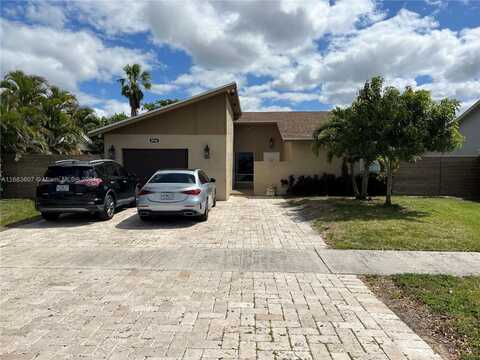 3996 NW 1st Pl, Deerfield Beach, FL 33442