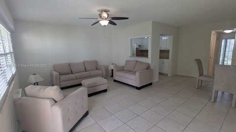 34 Mansfield A, Boca Raton, FL 33434