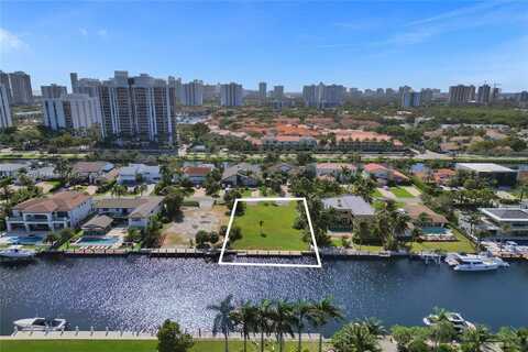 466 Holiday Dr, Hallandale Beach, FL 33009