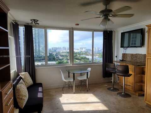 19201 Collins Ave, Sunny Isles Beach, FL 33160