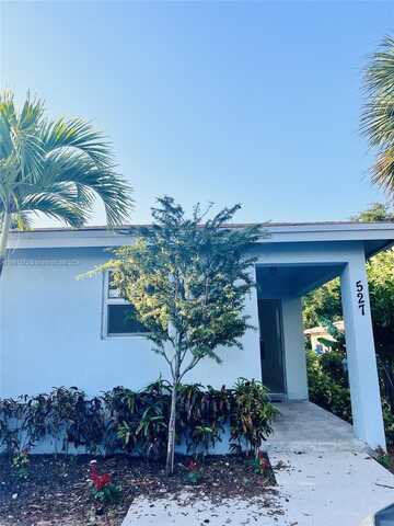 527 SW 2nd Ct, Pompano Beach, FL 33060