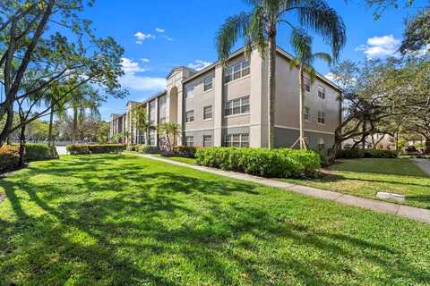 250 NW 130th Ave, Pembroke Pines, FL 33028