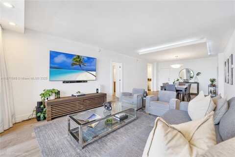 90 Edgewater Dr, Coral Gables, FL 33133
