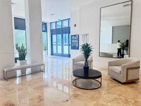 2101 S Ocean Dr, Hollywood, FL 33019