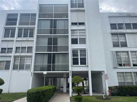 6923 Cypress Rd, Plantation, FL 33317