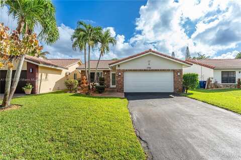 2755 NW 92nd Ave, Coral Springs, FL 33065