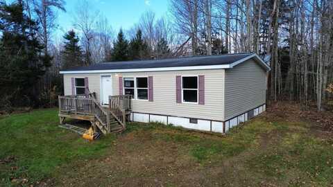 113 South Ridge Road, Palmyra, ME 04965