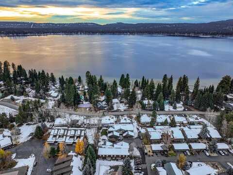 1644 N Davis Avenue, McCall, ID 83638
