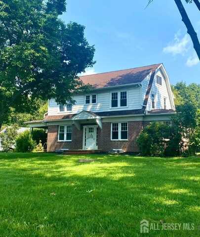 338 Buckelew Avenue, Monroe, NJ 08831