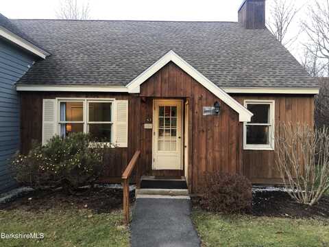 37 Corey Rd, Hancock, MA 01237