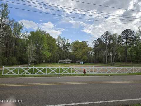 207 Lake Castle Road, Ridgeland, MS 39157