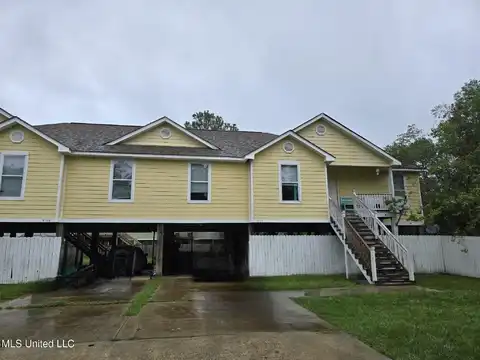 6156 E Madison Street, Bay Saint Louis, MS 39520