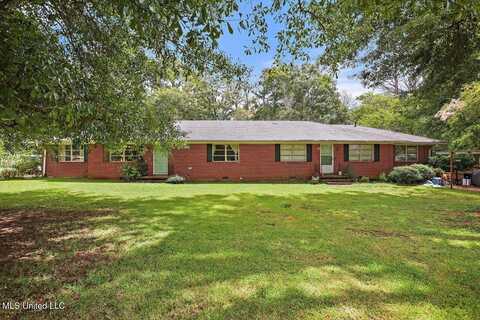 114 SW Fourth Street, Flora, MS 39071