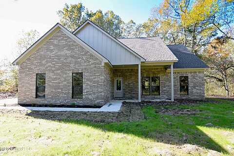 350 Tribble Road, Holly Springs, MS 38635