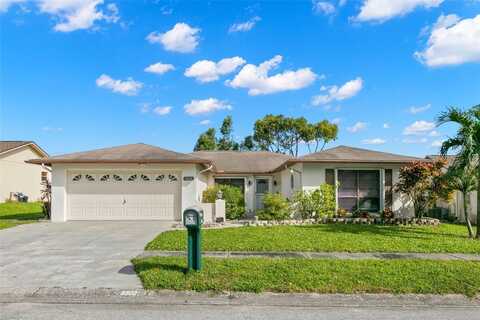 8802 MARTINIQUE LANE, PORT RICHEY, FL 34668