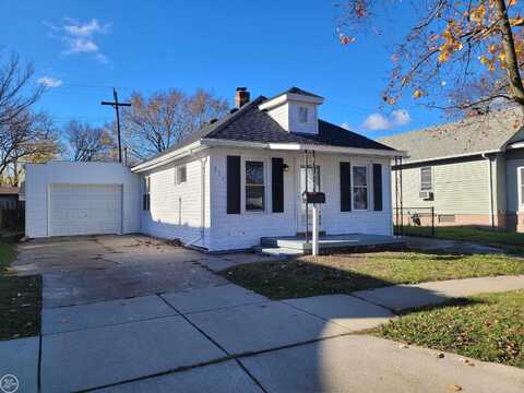 311 16th, Port Huron, MI 48060