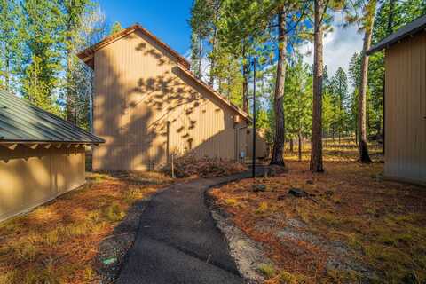 17604 Cluster Cabin Lane, Sunriver, OR 97707