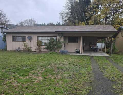 48391 Spur Avenue, Oakridge, OR 97463