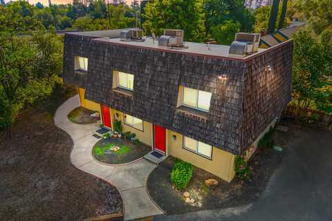 2429 Court ST, Redding, CA 96001