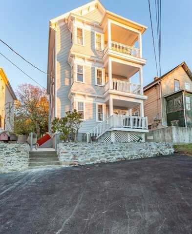 469 N Underwood St, Fall River, MA 02720