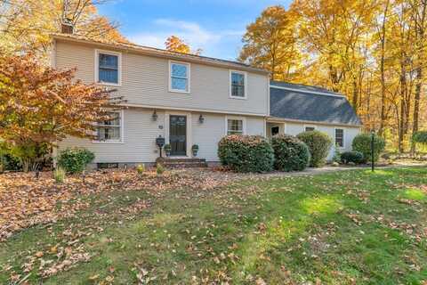 10 Russell Rd, Wilbraham, MA 01095