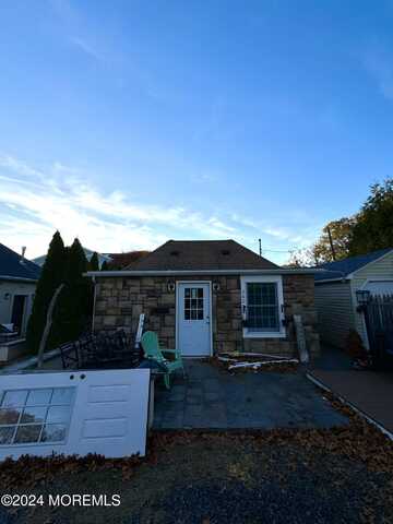 340 Elberon Boulevard, Oakhurst, NJ 07755