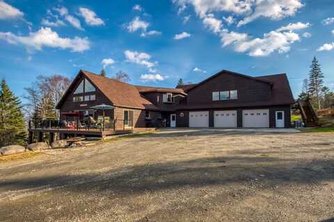 8 Hilltop Heights, Rangeley, ME 04970