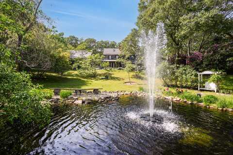 157 Ben Chase Road, West Tisbury, MA 02575