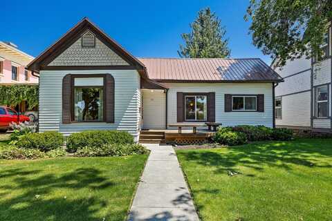 319 4th Avenue E, Kalispell, MT 59901